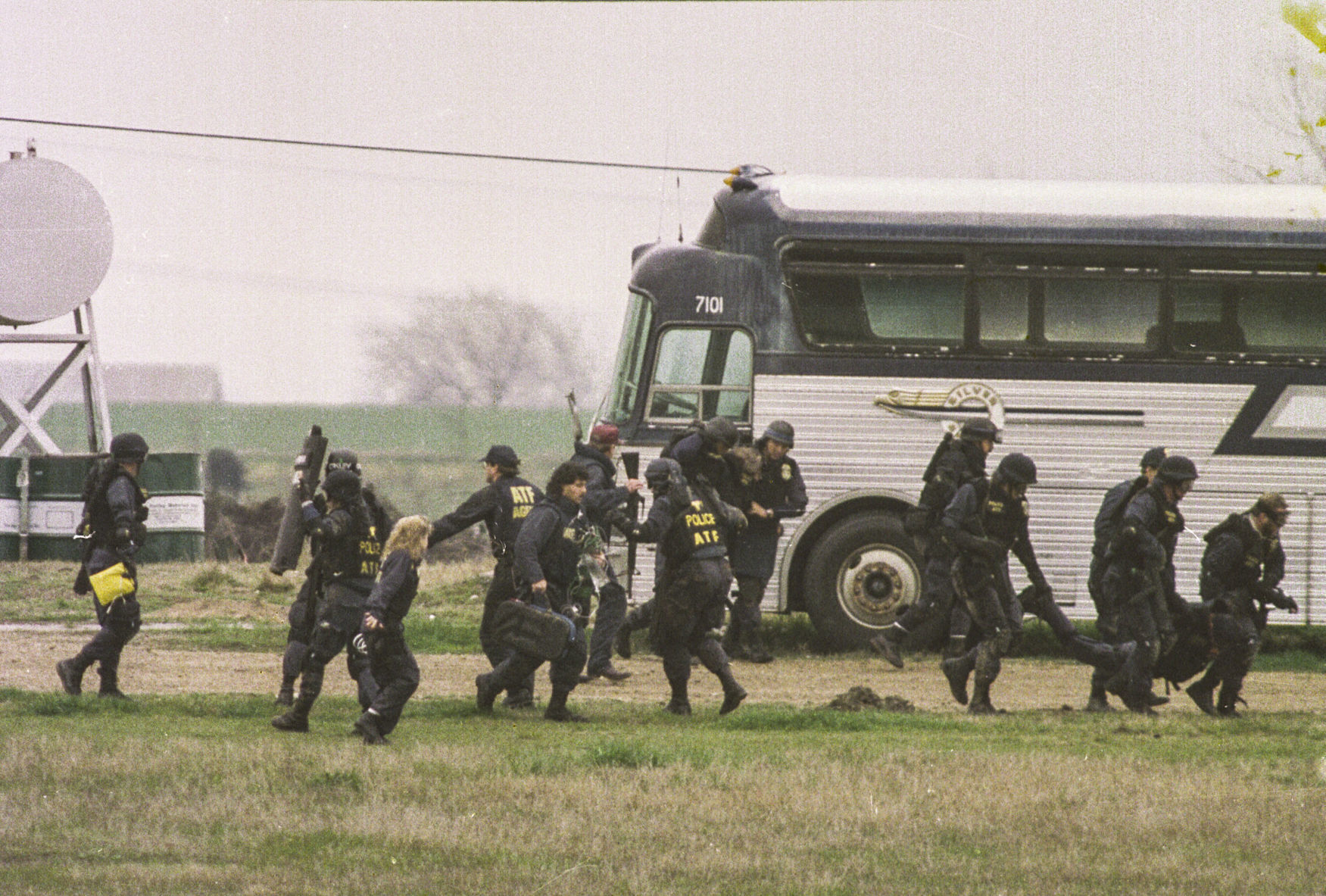 Davidians 25th anniversary-x
